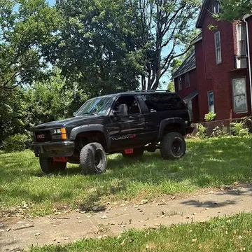 1997 GMC Yukon Sport Utility 2D