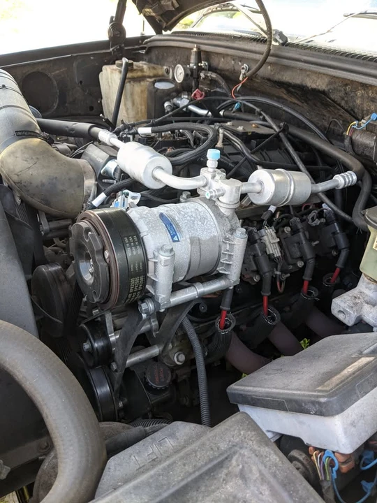 1997 GMC Yukon 1st Gen - Image 15 of 15