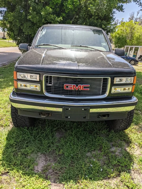 1997 GMC Yukon 1st Gen - Image 5 of 15