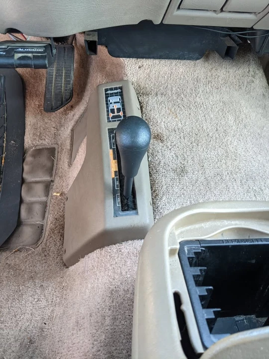 1997 GMC Yukon 1st Gen - Image 11 of 15