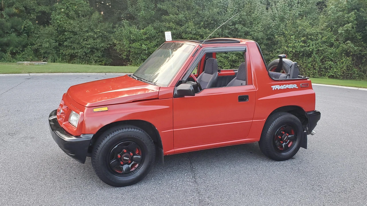 1997 Geo Tracker - Image 9 of 31