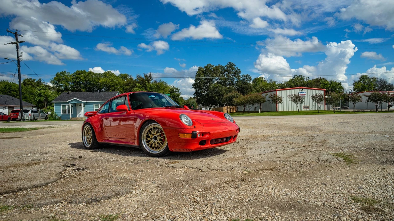 1997 Porsche 993 Carrera 4S - Image 11 of 31