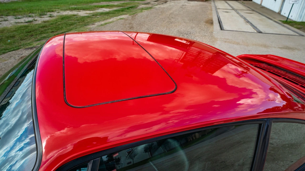 1997 Porsche 993 Carrera 4S - Image 25 of 31