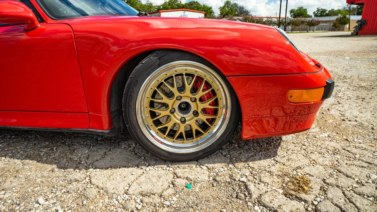 1997 Porsche 993 Carrera 4S - Image 29 of 31