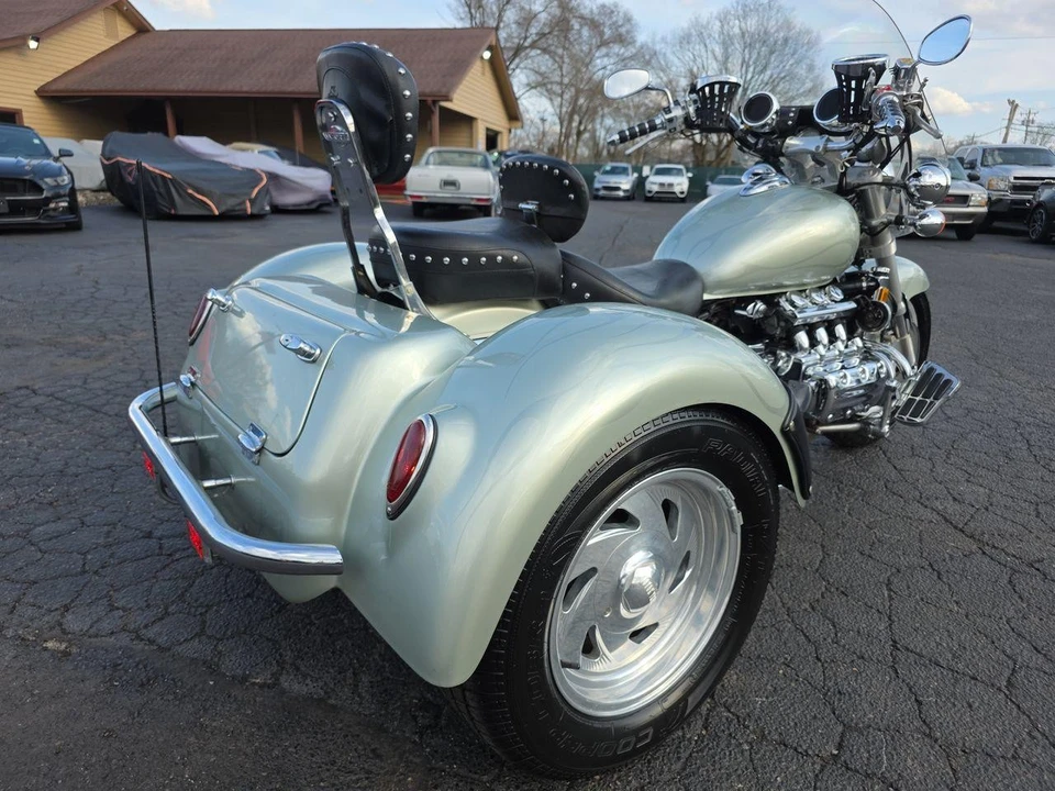 1997 Honda Gold Wing - Image 20 of 21