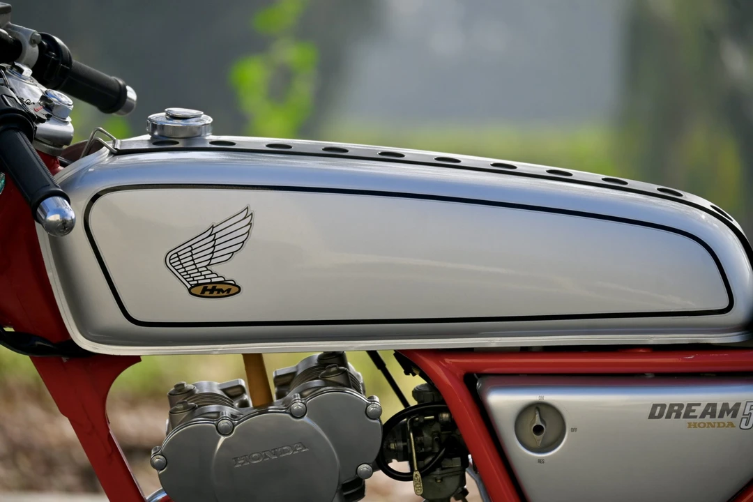 1997 Honda CB50R - Image 15 of 31