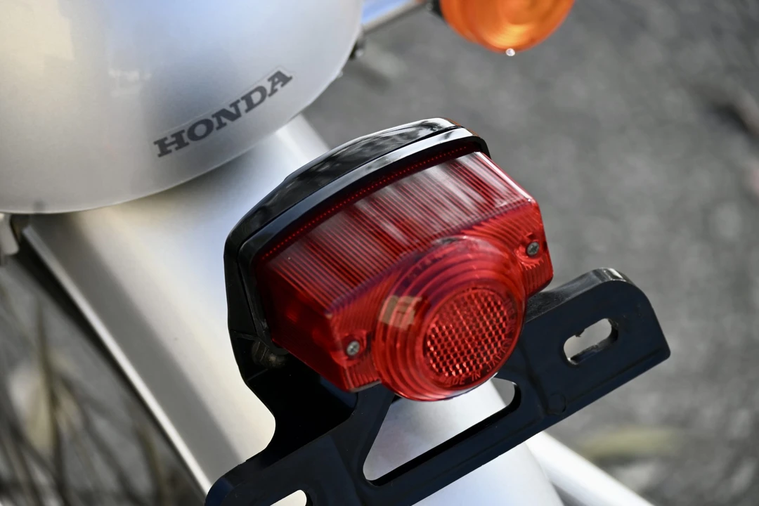 1997 Honda CB50R - Image 27 of 31