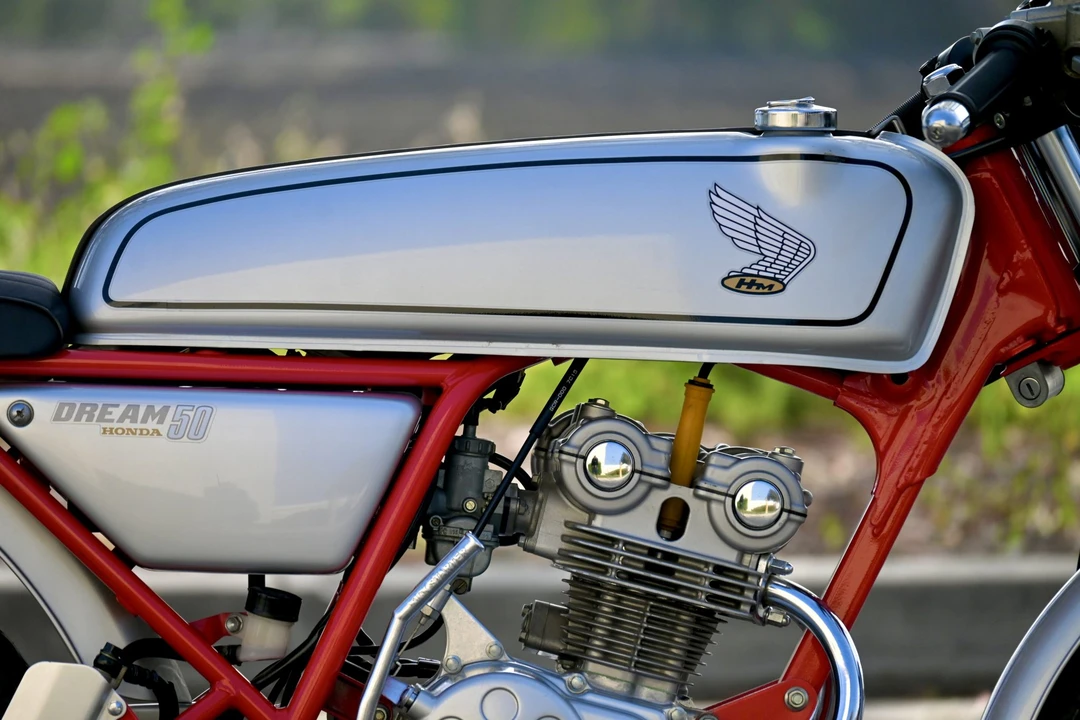 1997 Honda CB50R - Image 9 of 31