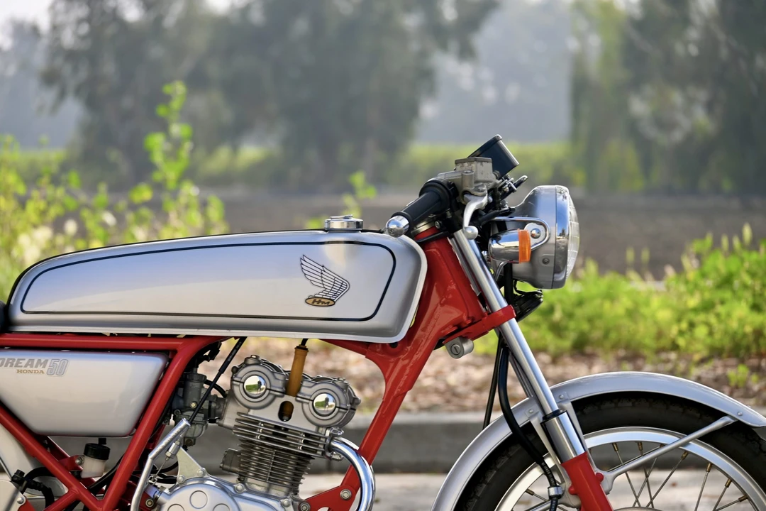 1997 Honda CB50R - Image 10 of 31