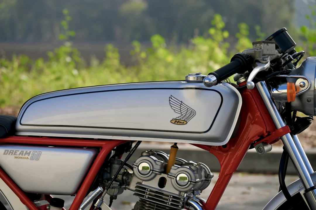 1997 Honda CB50R - Image 8 of 31