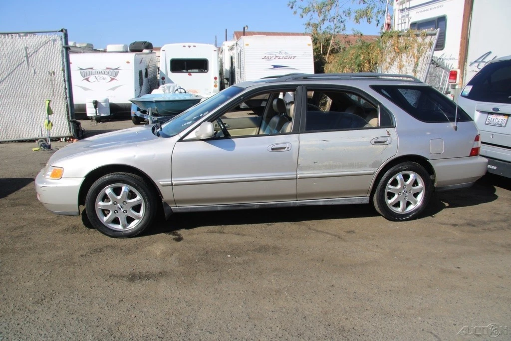 1997 Honda Accord 5th Gen - Image 3 of 21