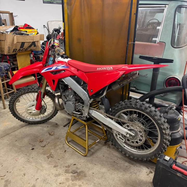 1997 Honda CR - Image 10 of 10