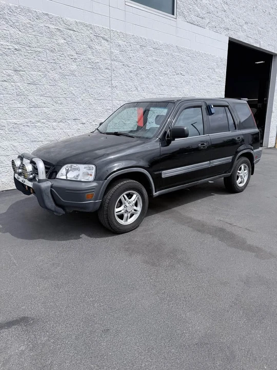 1997 Honda CR-V 1st Gen - Image 2 of 8
