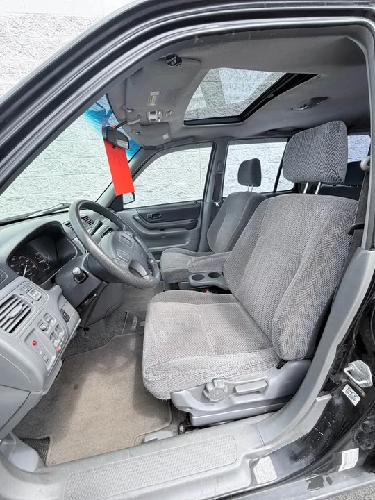 1997 Honda CR-V 1st Gen - Image 7 of 8