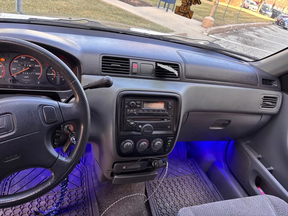 1997 Honda CR-V 1st Gen - Image 6 of 8