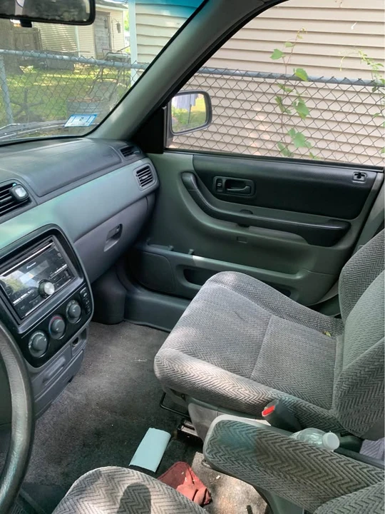 1997 Honda CR-V 1st Gen - Image 7 of 11