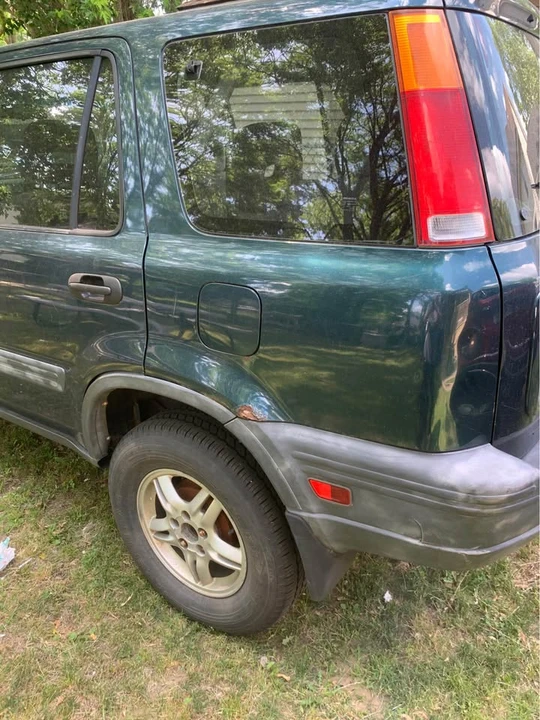 1997 Honda CR-V 1st Gen - Image 5 of 11