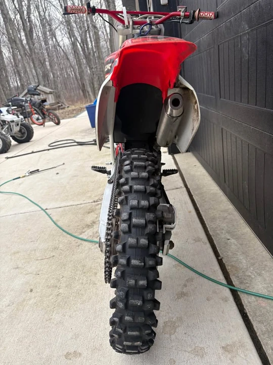 1997 Honda CR - Image 4 of 8