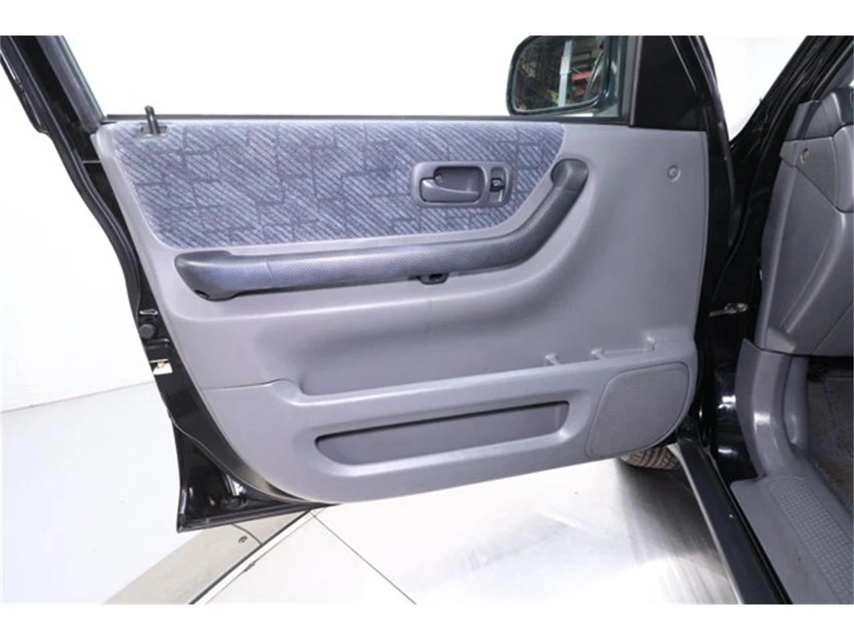 1997 Honda CR-V 1st Gen - Image 22 of 31