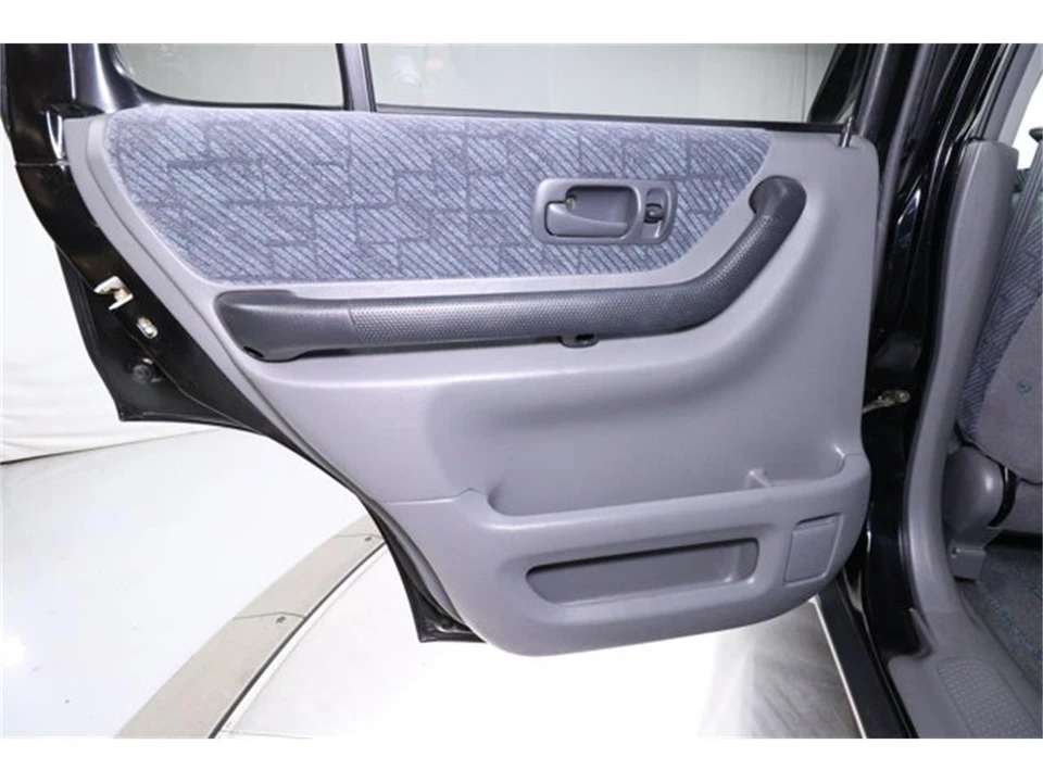 1997 Honda CR-V 1st Gen - Image 23 of 31