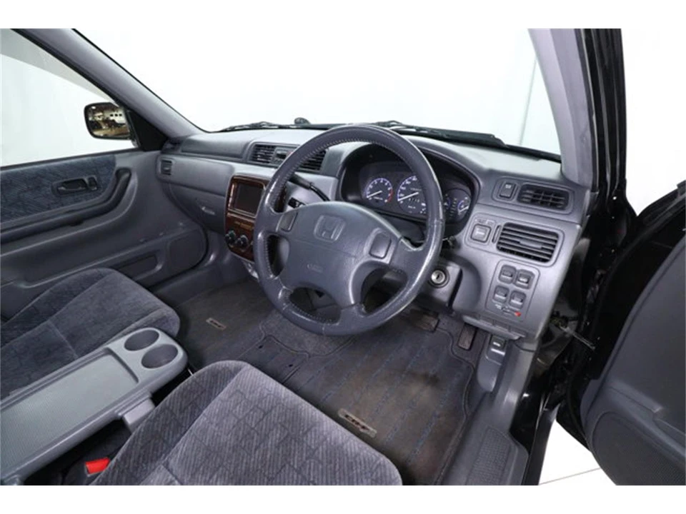 1997 Honda CR-V 1st Gen - Image 9 of 31