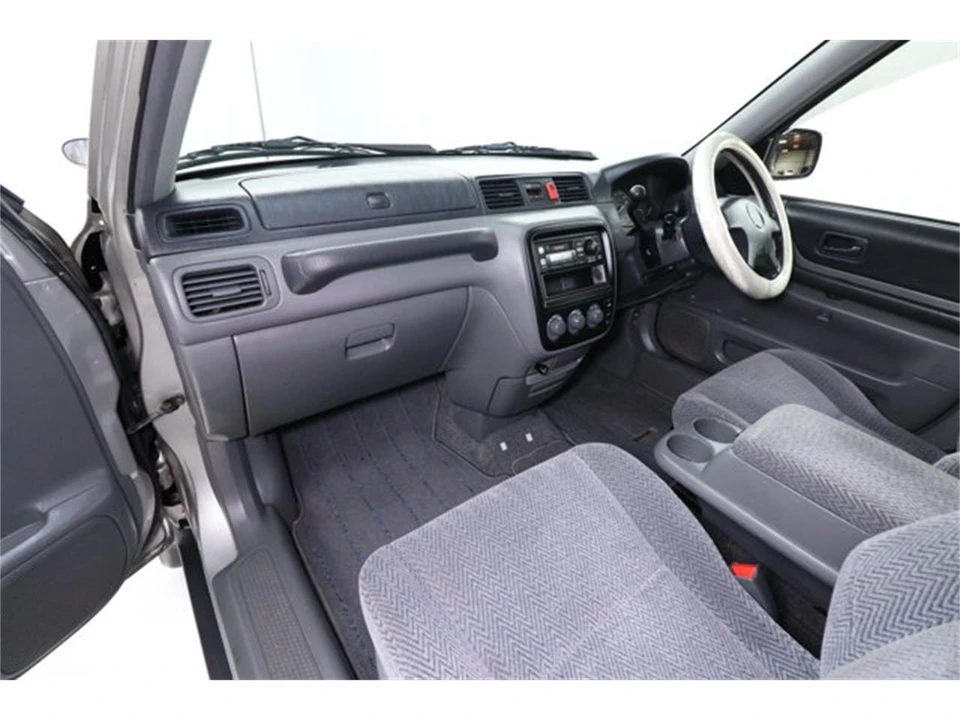 1997 Honda CR-V 1st Gen - Image 16 of 31