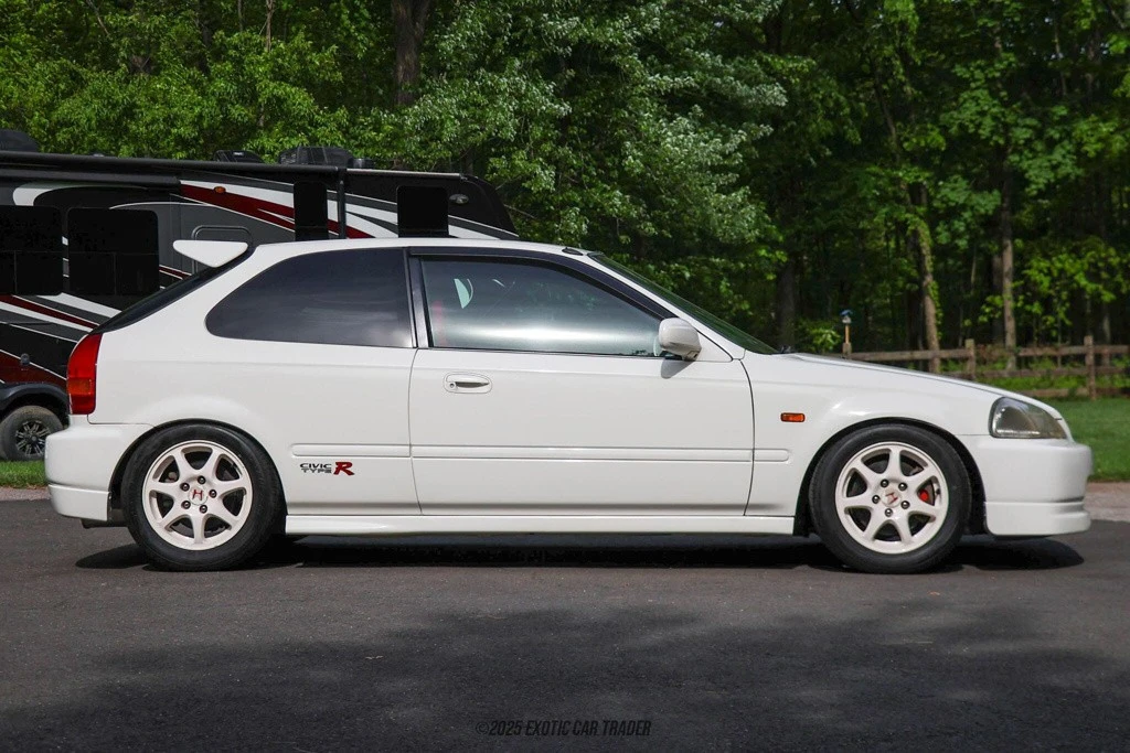 1997 Honda EK9 Civic Type R - Image 9 of 12
