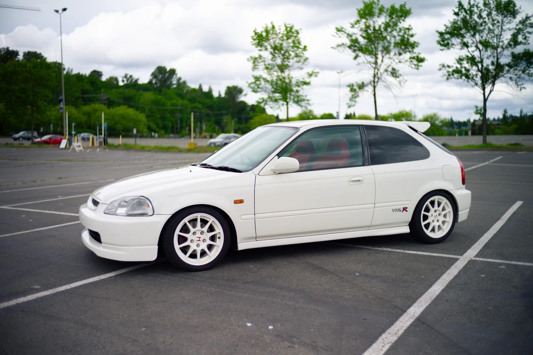 1997 Honda EK9 Civic Type R - Image 8 of 31