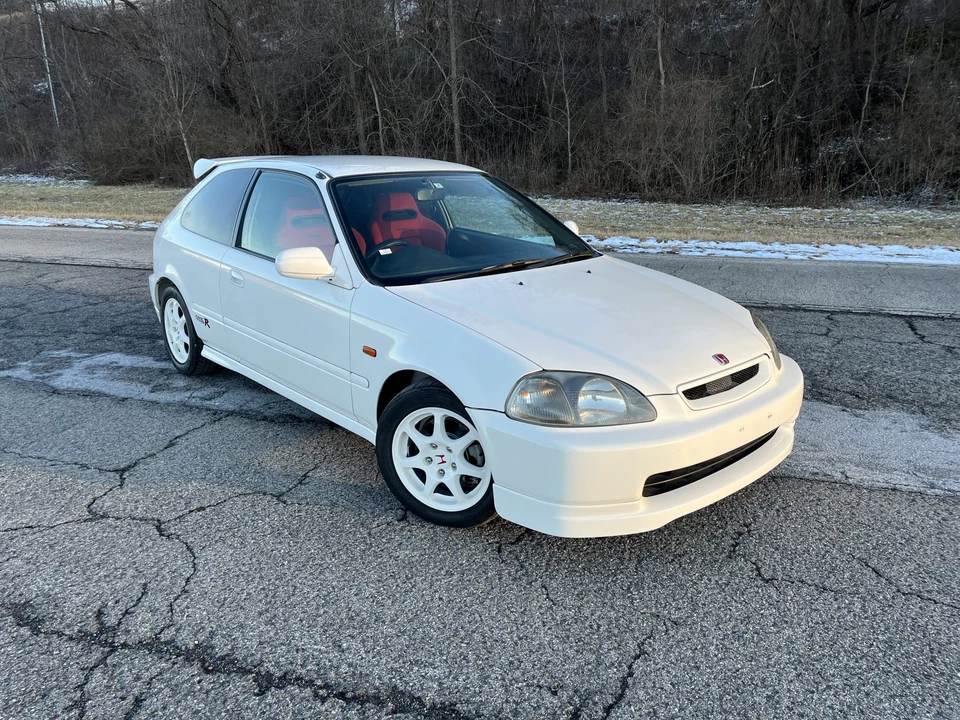 1997 Honda EK9 Civic Type R - Image 18 of 31