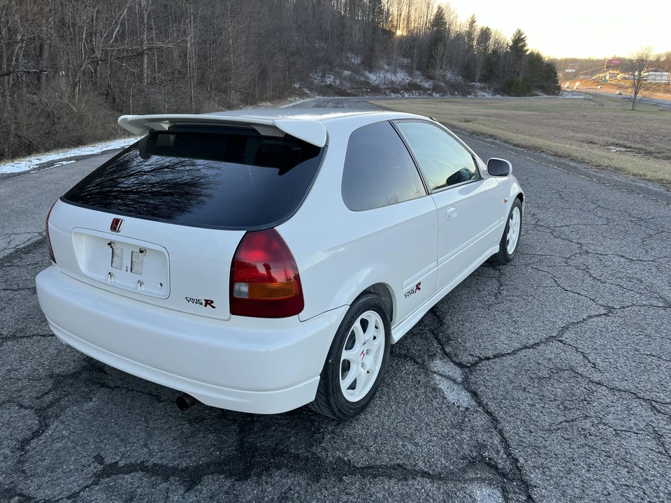1997 Honda EK9 Civic Type R - Image 11 of 31