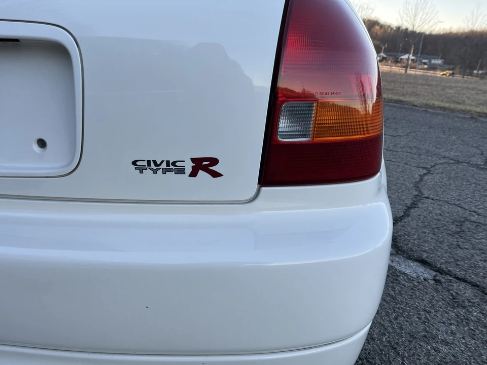 1997 Honda EK9 Civic Type R - Image 24 of 31