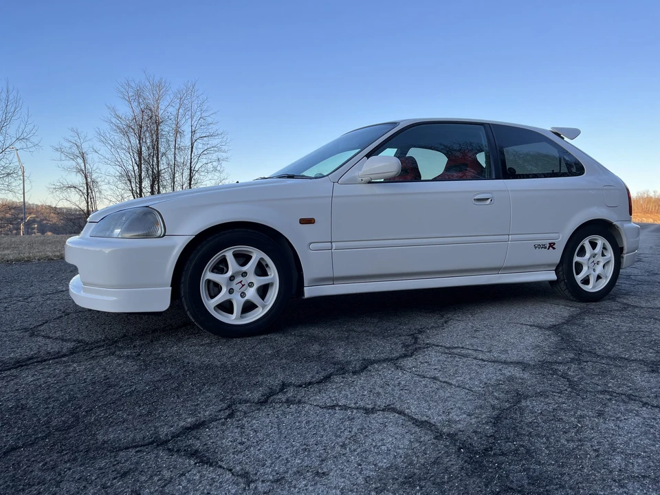 1997 Honda EK9 Civic Type R - Image 5 of 31