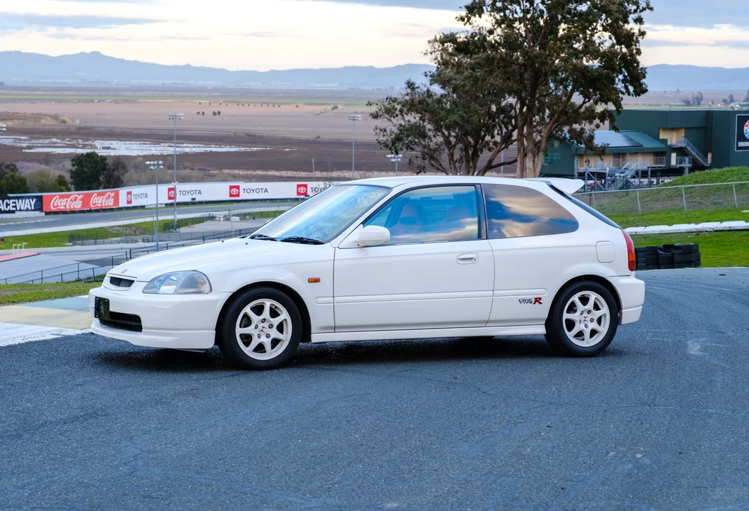 1997 Honda EK9 Civic Type R - Image 3 of 31