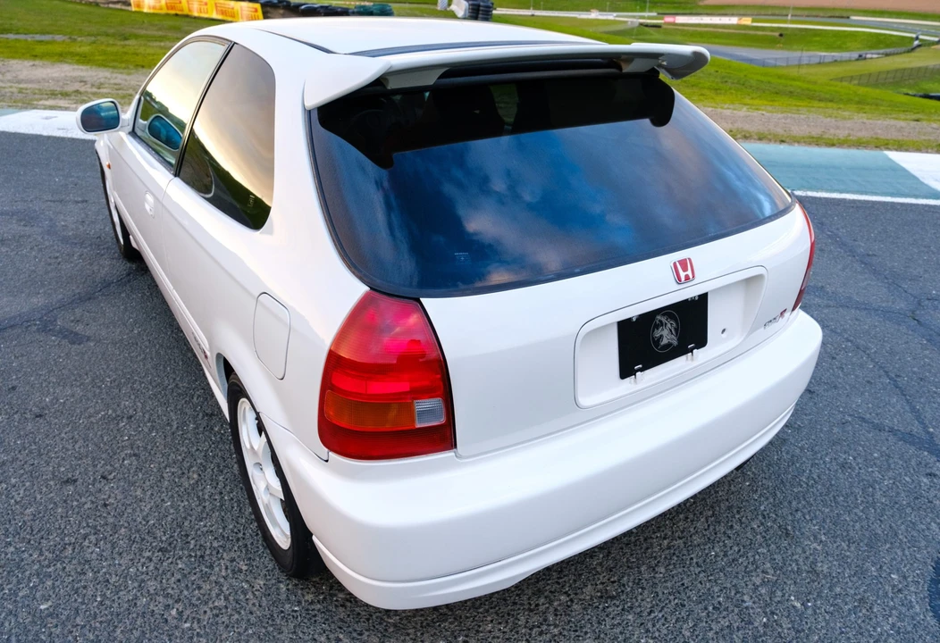1997 Honda EK9 Civic Type R - Image 27 of 31