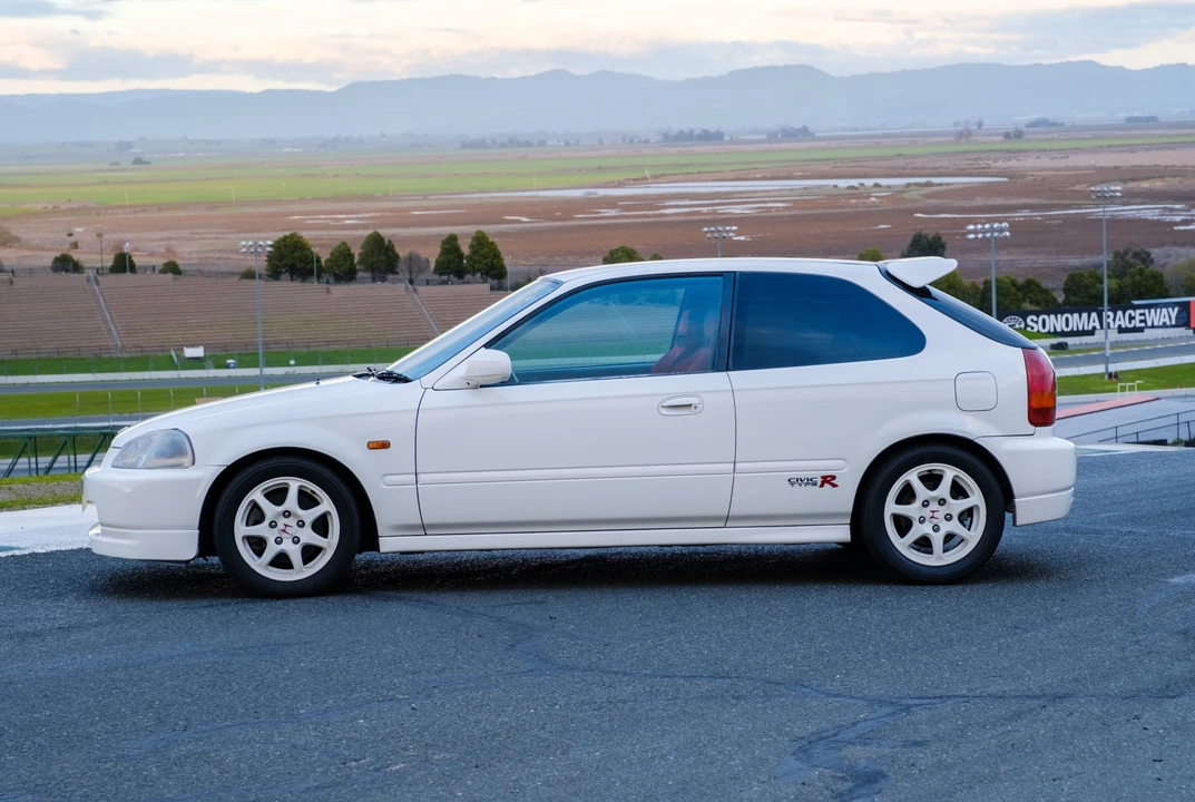 1997 Honda EK9 Civic Type R - Image 4 of 31