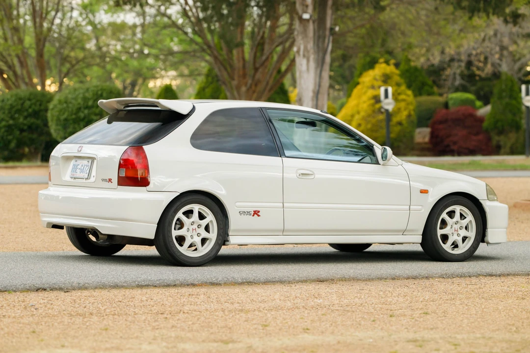 1997 Honda EK9 Civic Type R - Image 15 of 31