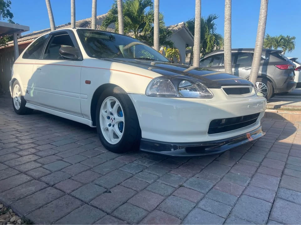 1997 Honda EK9 Civic Type R - Image 1 of 11