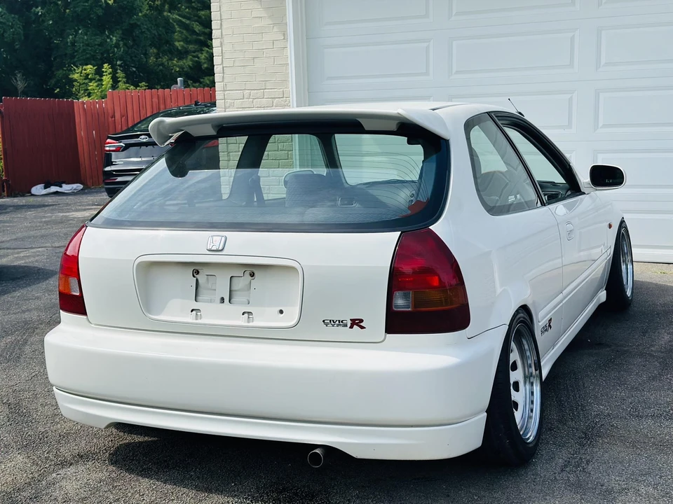 1997 Honda EK9 Civic Type R - Image 5 of 31