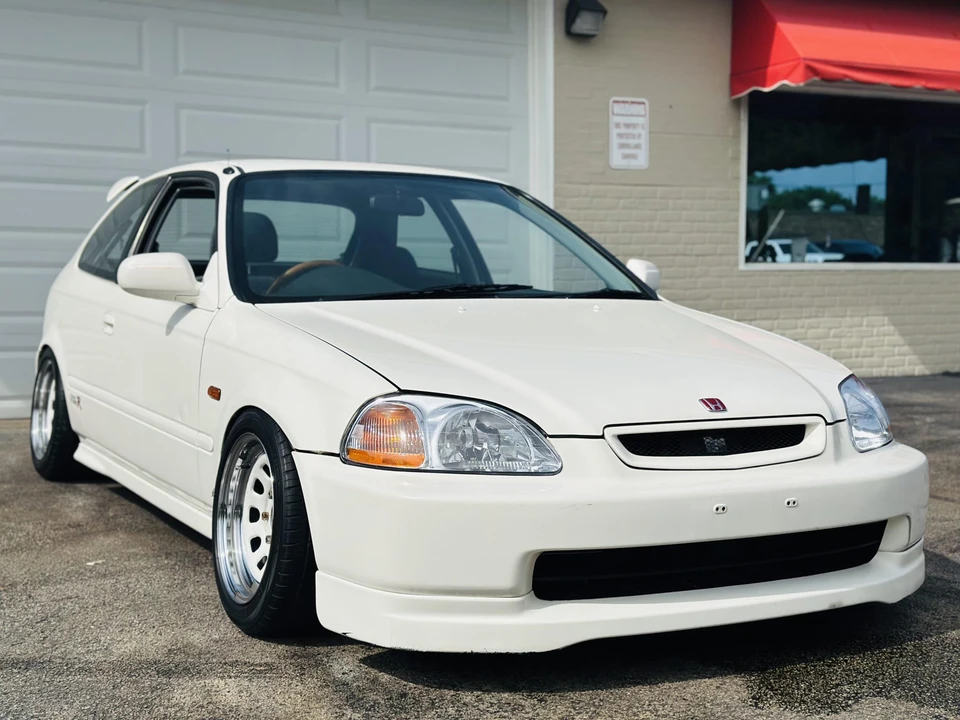 1997 Honda EK9 Civic Type R - Image 2 of 31