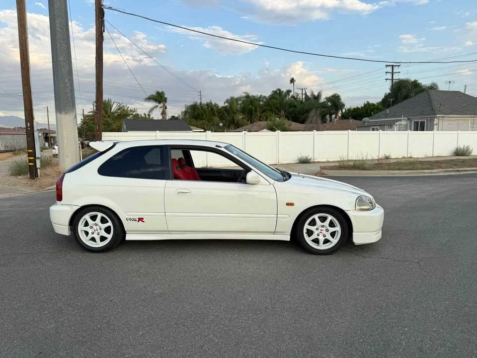 1997 Honda EK9 Civic Type R - Image 6 of 13