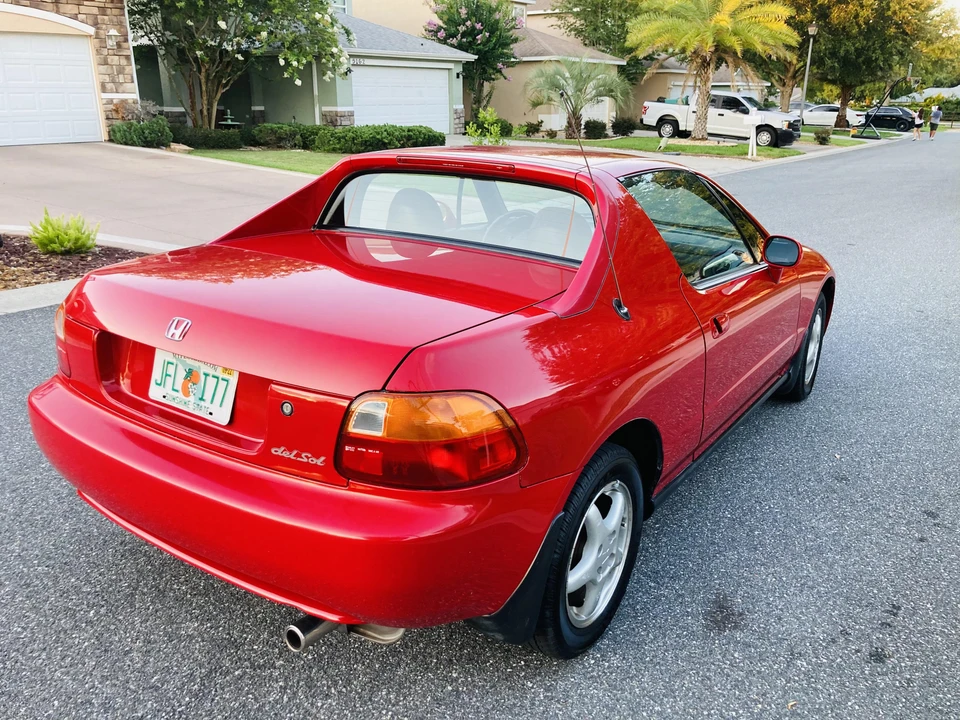 1997 Honda Del Sol - Image 11 of 31