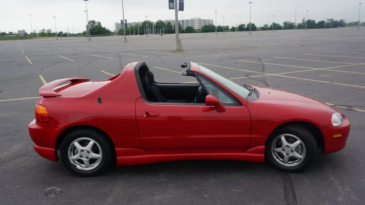 1997 Honda Del Sol - Image 21 of 31