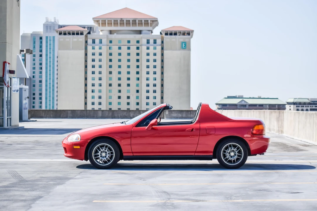 1997 Honda Del Sol - Image 9 of 31