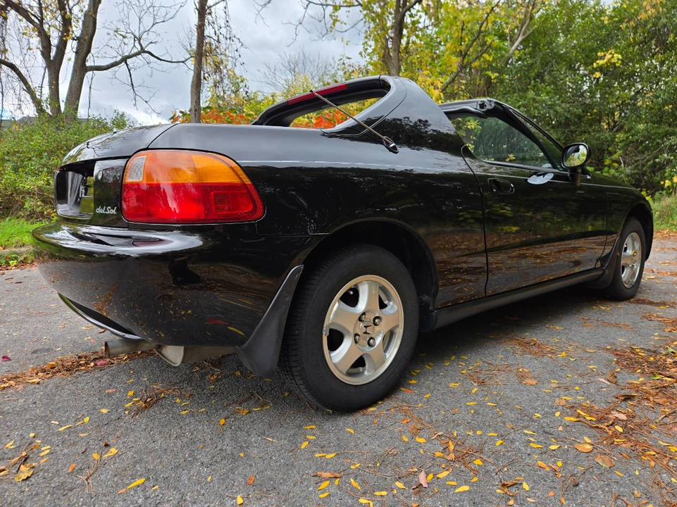 1997 Honda Del Sol - Image 15 of 31