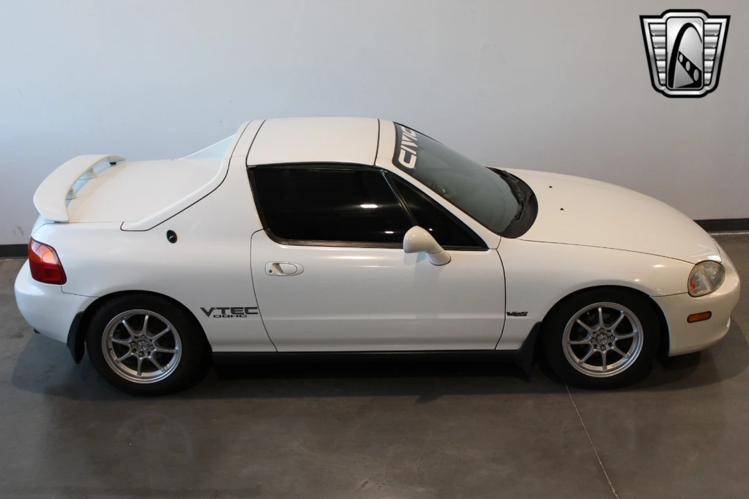 1997 Honda Del Sol - Image 10 of 12