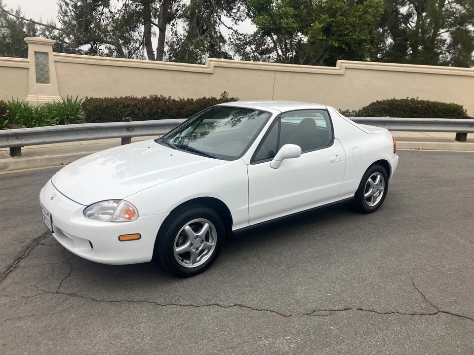 1997 Honda Del Sol - Image 5 of 31