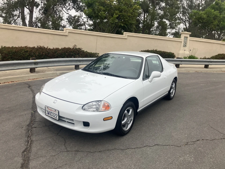 1997 Honda Del Sol - Image 3 of 31