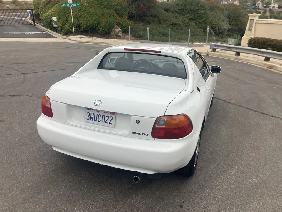 1997 Honda Del Sol - Image 9 of 31