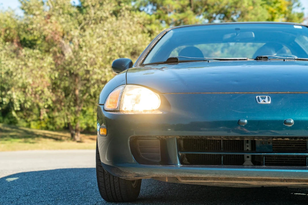 1997 Honda Del Sol - Image 19 of 31