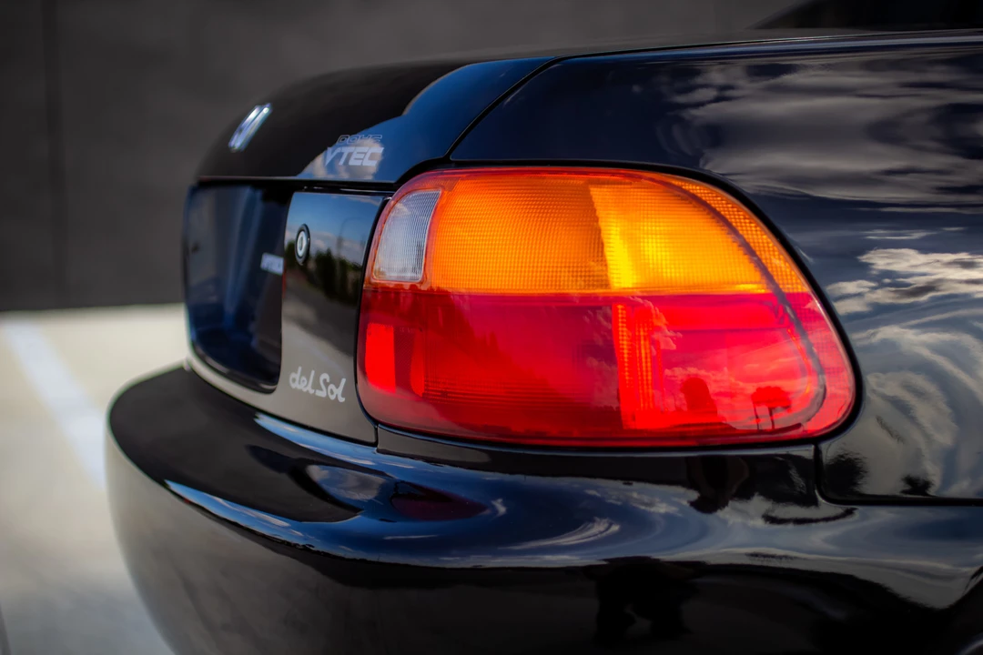 1997 Honda Del Sol - Image 22 of 31